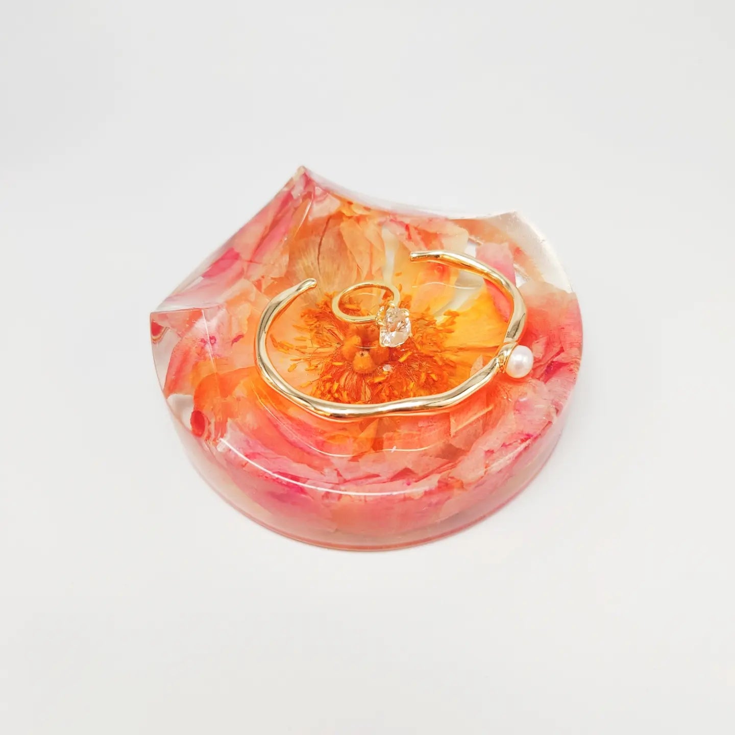 Thick floral trinket dish in resin - a flower preservation art