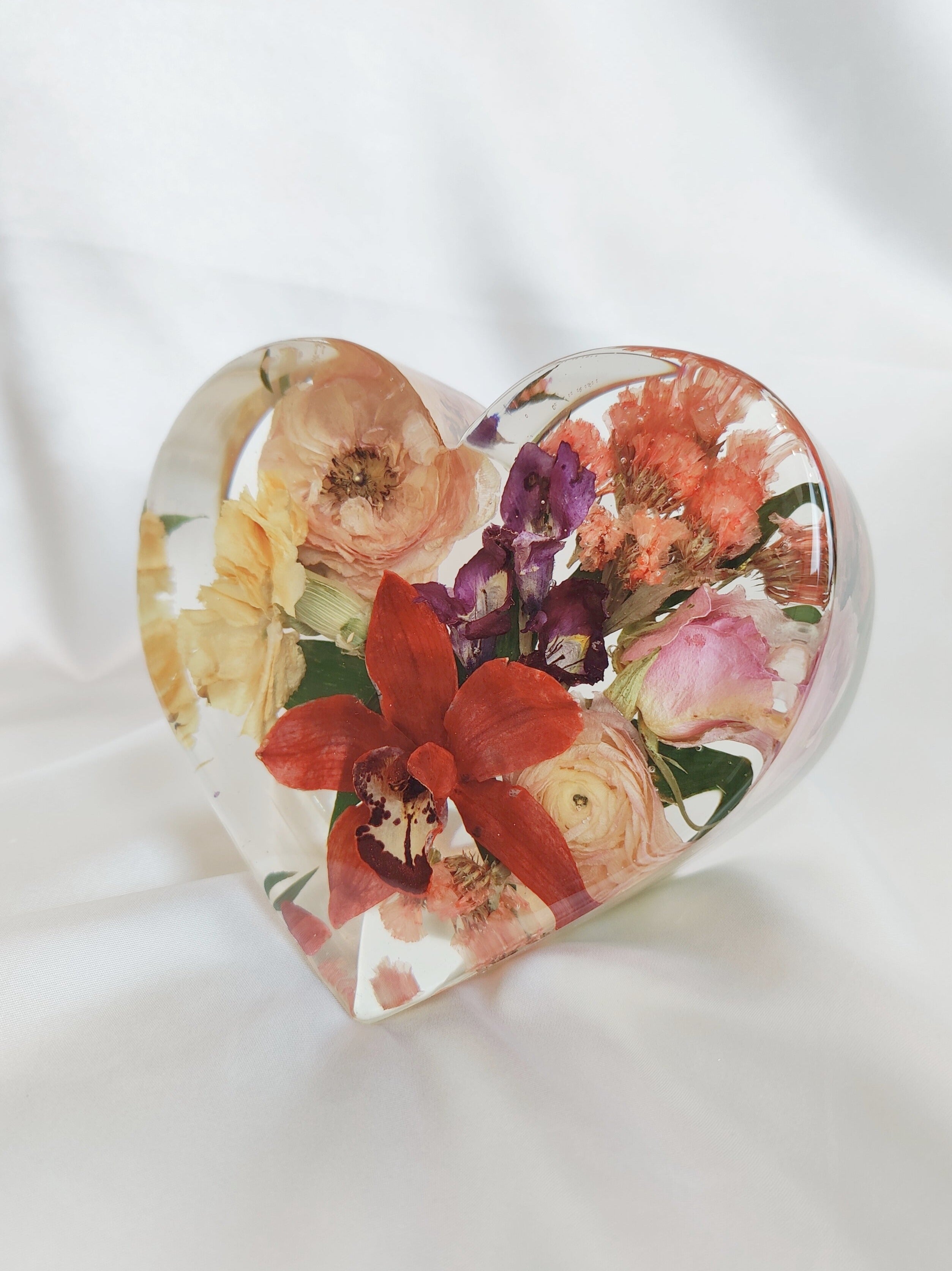 Standing Heart in 3D resin block - Best Bridal Bouquet Preservation Items