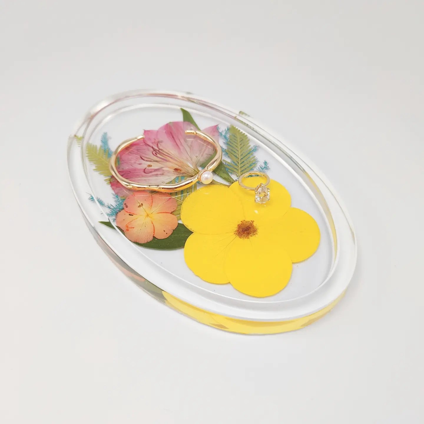 Oval shape floral trinket dish in resin - a flower preservation art