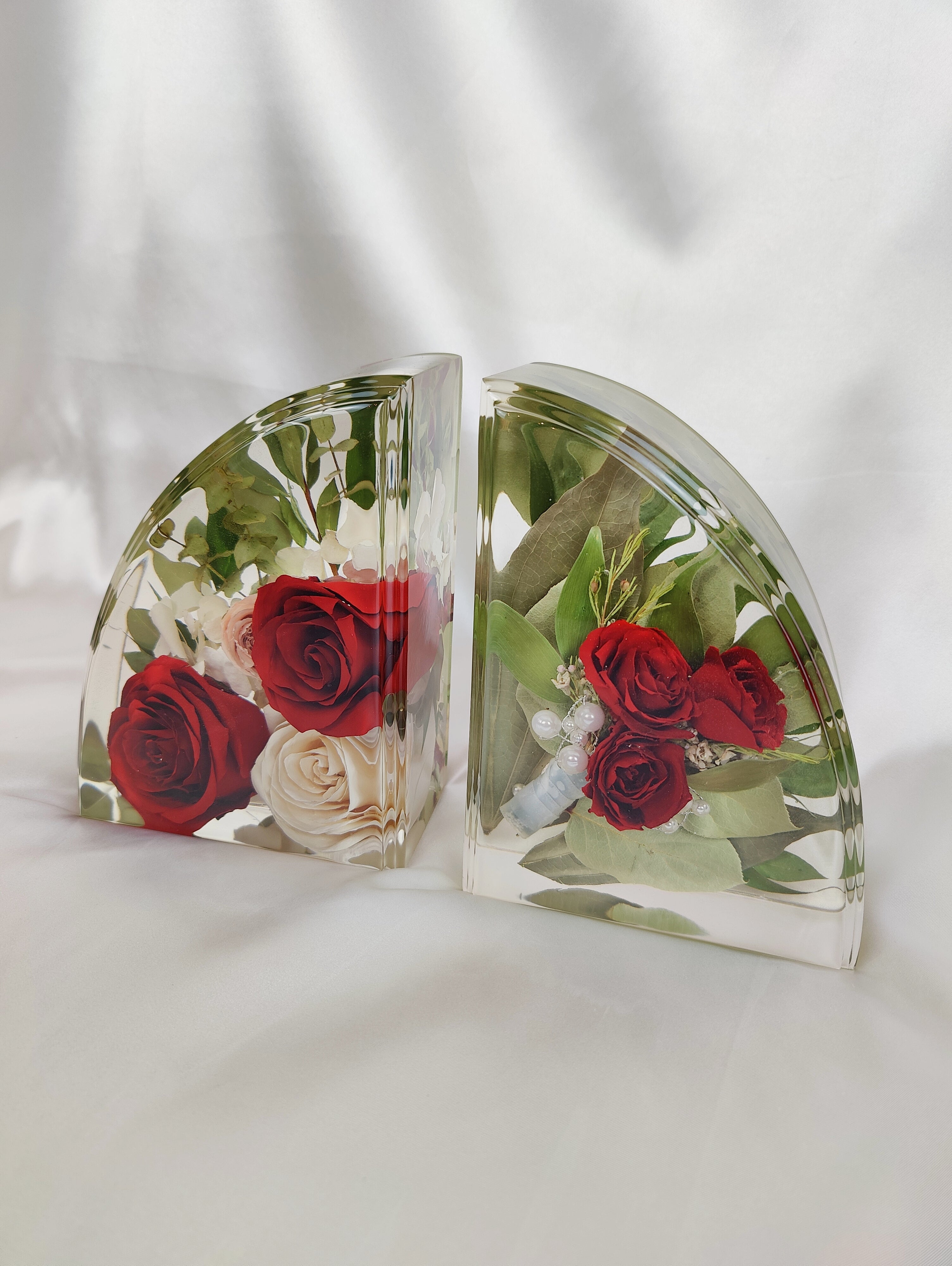 Personalized flowers reserved Bookends in 3D resin block